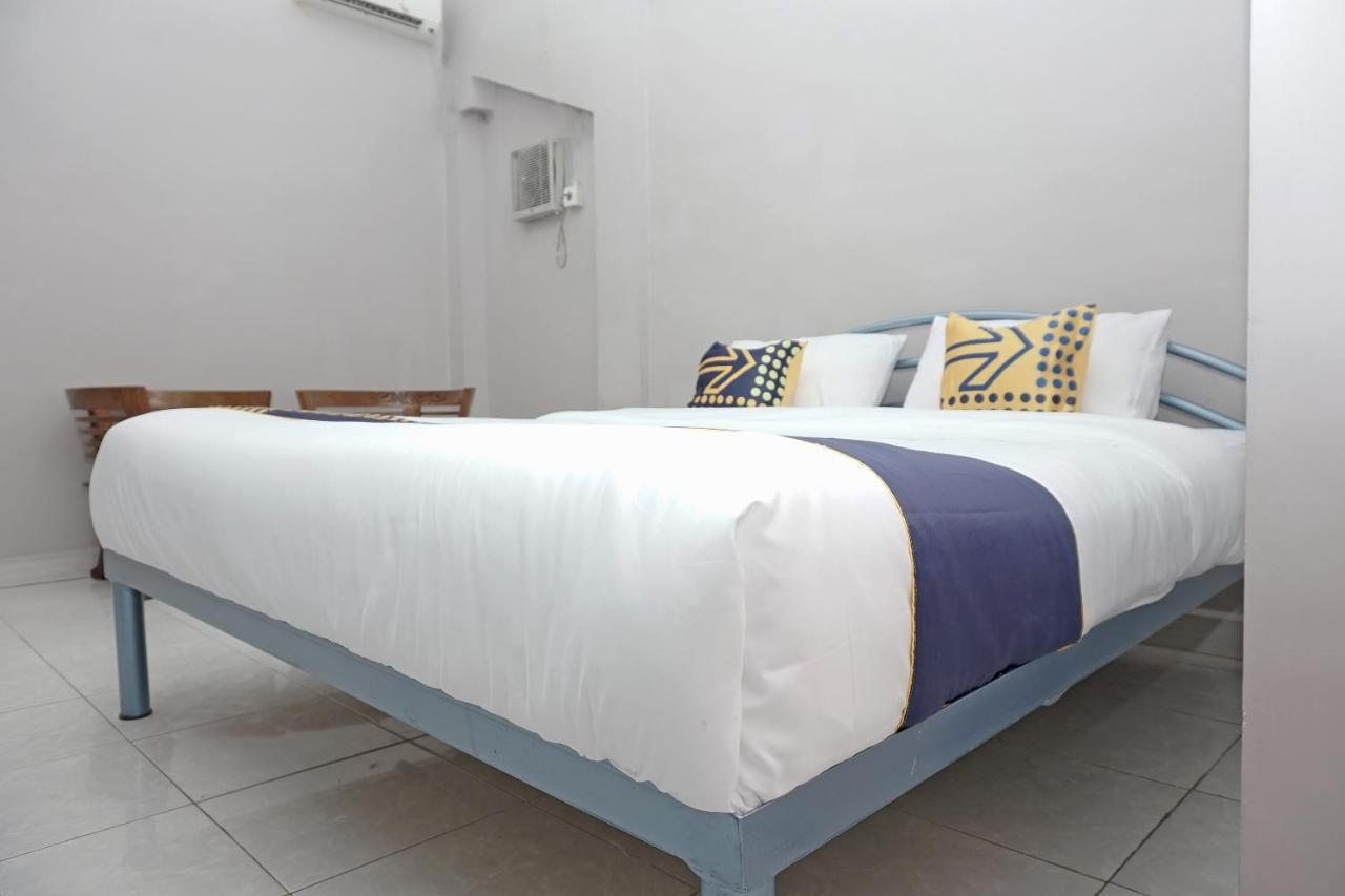 SPOT ON 2200 Hotel Gunung Sari Rantauprapat Exterior foto